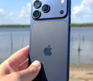 Користувачі iPhone 17 Pro скаржаться на сторонній шум у аудіосистемі