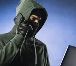 88-річна пенсіонерка віддала шахраям понад 20 тисяч доларів