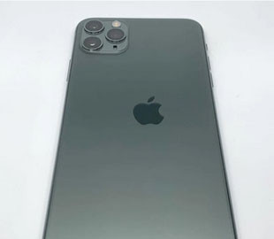 iPhone 11 Pro со смещенным логотипом продали за $2700