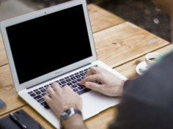 Ощадбанк попередив українців про листи від шахраїв