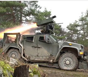 Данські розробники успішно запустили протитанкову ракету Spike LR2 з бойової платформи Eagle 