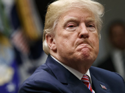 Apple поднимет цены на iPhone по всему миру