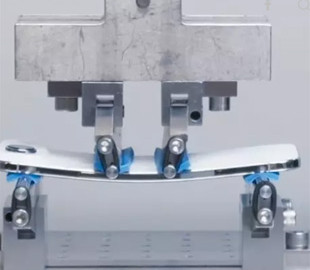 iPhone Air пройшов випробування на стійкість до згинання: результати тестів