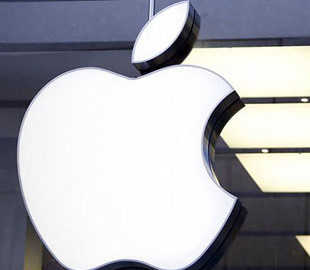 Главу службы безопасности Apple обвинили в попытке дачи взятки