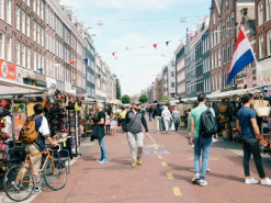 В Амстердамі випустили онлайн-тест для відсіву туристів, які порушують спокій міста