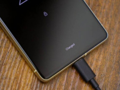 Чому смартфон розряджається вночі і як це зупинити