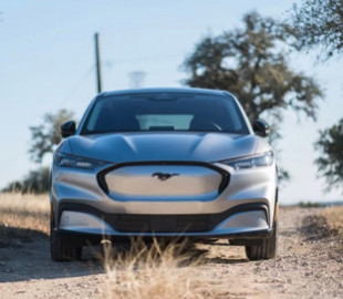 Ford более чем вдвое увеличит инвестиции в разработку электрических и автономных автомобилей