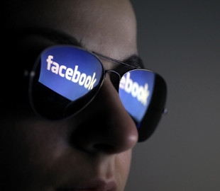 Facebook выпустит «умные» очки