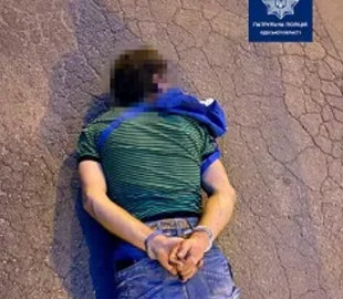 Одесса: задержан разбойник, отнявший телефоны у двух девушек