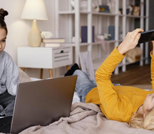 У Данії погодили заборону соцмереж для дітей до 15 років