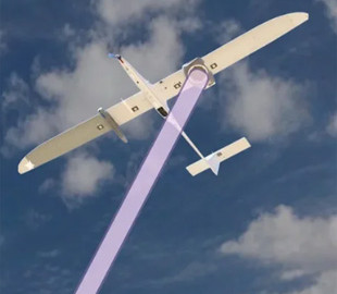 Лазерна зарядка. Нова технологія обіцяє майже безперервний політ БпЛА