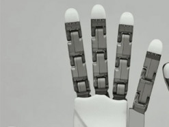 Прорив у робототехніці: фахівці створили руку, що точно повторює рухи людської