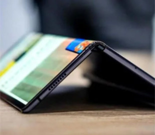 Складной Huawei Mate X пошёл по стопам Galaxy Fold