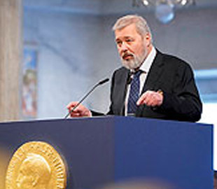 "Новая газета" передает Нобелевскую медаль Мурадова в пользу украинских беженцев