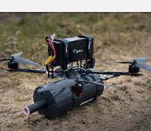 Литовські розробники представили оптоволоконні FPV-дрони Shpak для ЗСУ