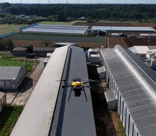 Японська корпорація використовує лазерні дрони для захисту ферм