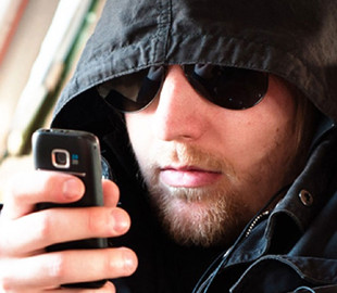 У Києві інтернет-шахрай ошукав військових та волонтерів пів мільйона гривень