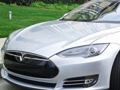 По 16 тысяч долларов: Tesla должна выплатить штраф покупателям Model S