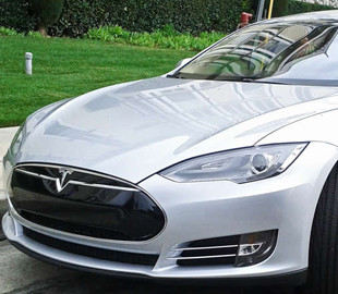 По 16 тысяч долларов: Tesla должна выплатить штраф покупателям Model S