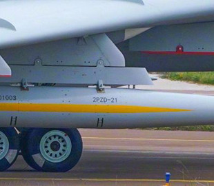 Китай показав свій аналог гіперзвукової ракети "Кинджал"