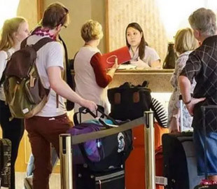 Відпочинок у Туреччині був повною катастрофою: 140 туристів подали до суду на готель в Анталії
