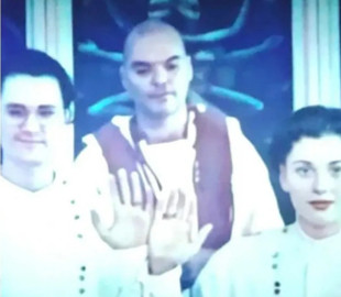 В Китаї за допомогою ШІ змінили гей-пару на гетеро в австралійському фільмі