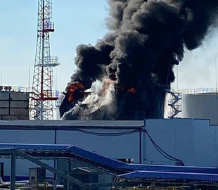Під Білгородом продовжуються "нещастя": спалахнула пожежа на нафтобазі