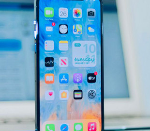 Екран iPhone гасне на сонці: чому система урізає яскравість сама