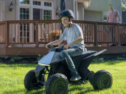 Tesla запустила продаж Cyberquad для дітей в Європі