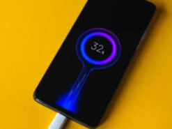 Вчений створив генератор, який заряджає смартфон від тепла, руху та тертя