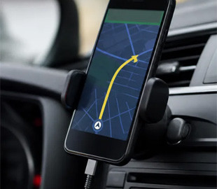 Чому смартфон перегрівається під час CarPlay або Android Auto
