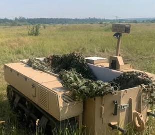 Дослідний зразок робота для евакуації поранених передали Силам безпілотних систем