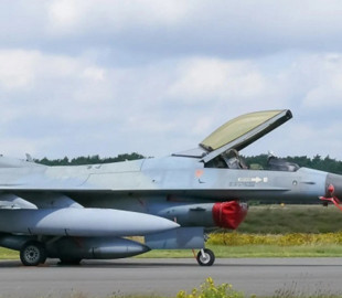 Греція повідомила про “зайві” винищувачі Mirage 2000 та F-16 Block 30, які хоче продати