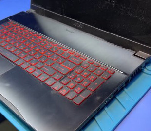 Фахівці дали пораду, що робити якщо у вас завис ноутбук