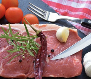 Лікар назвав продукти, які можуть спричинити тромбоз та інсульт