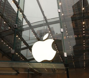 Масштабний збій Siri в iOS 27: ШІ-асистент постійно втрачає зв'язок із мережею