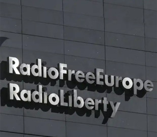 Угорська служба Радіо Свобода зупиняє роботу