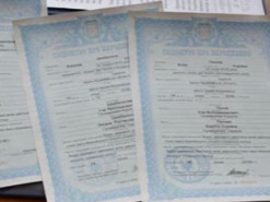 Свідоцтва про народження в Україні стануть електронними