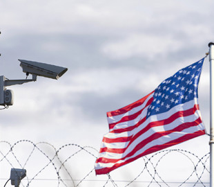 Автору відео про концтабори для уйгурів у Китаї загрожує депортація зі США