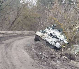 Генератори, що забезпечують інтернет, живляться соляркою з підбитої ворожої техніки