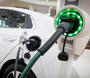 ТОП-10 электромобилей с запасом хода от 500 километров