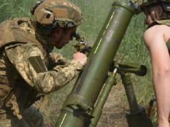 Євросоюз збирається навчати українських військовослужбовців, – Bloomberg