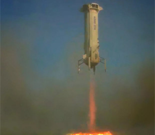 Конкуренты Илона Маска запустили ракету для проверки системы посадки на Луну