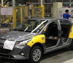 Через дефіцит чіпів у 2021 році у світі недовипустять майже 10 млн автомобілів