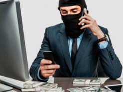 Телефонний шахрай ошукав жінку на 6 тисяч гривень