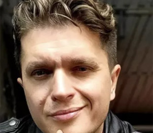 Анатолий Анатолич призвал Тодоренко вернуть украинский паспорт