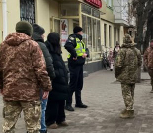 Жителі Полтавщини повідомляли про рух представників ТЦК у соцмережах: слідчі розслідують справу