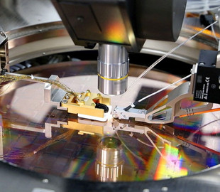 Технологии кремниевой фотоники для сверхбыстрой связи между чипами стали привлекать всё больше инвестиций