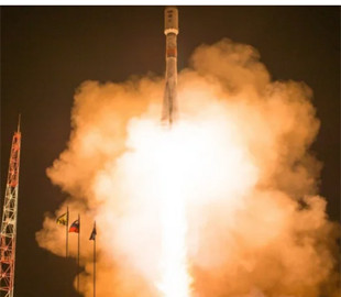 Спроби Росії створити власний аналог Starlink і наздогнати SpaceX почалися з невдач — Bloomberg