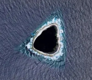 Таємниця темної плями на Google Maps розкрита